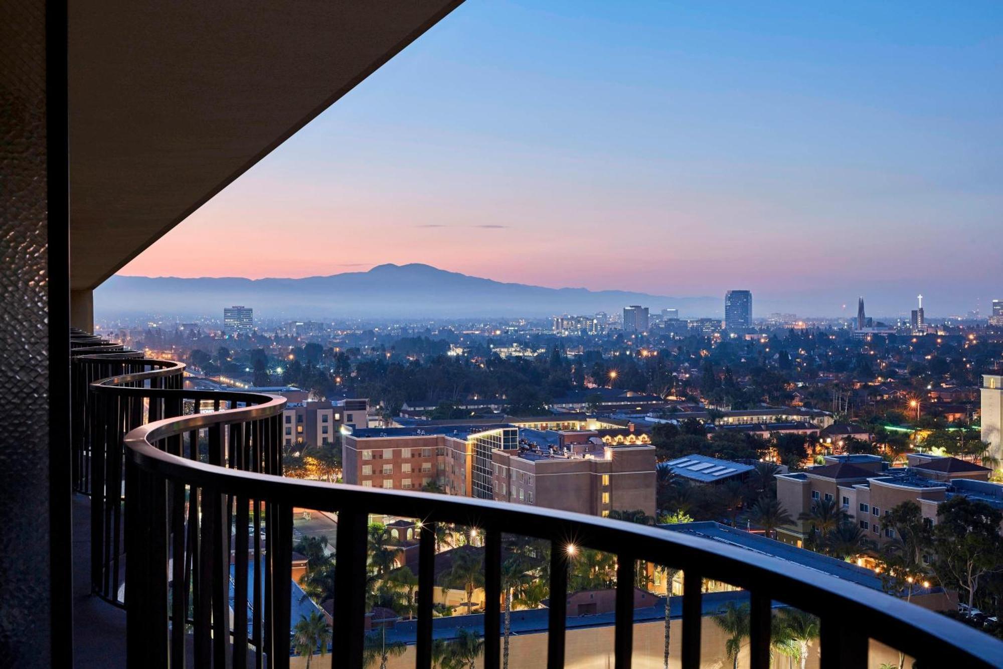 מלון Anaheim Marriott מראה חיצוני תמונה